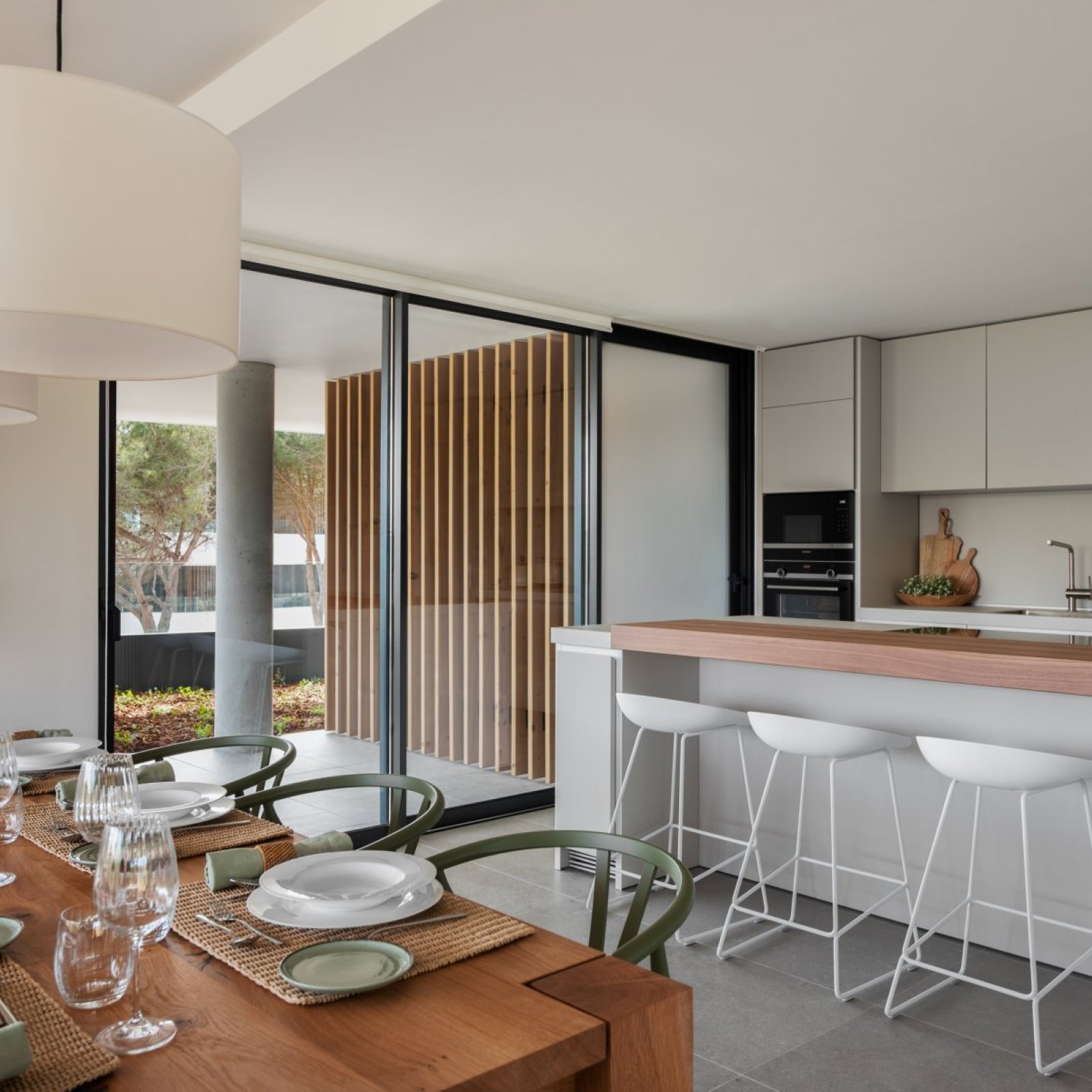 Gelijkvloers luxe appartement met tuin in Sotogrande â€“ Village Verde-11
