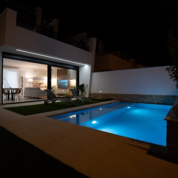 NIEUWBOUW HERENHUIZEN IN SANTIAGO DE LA RIBERA-35