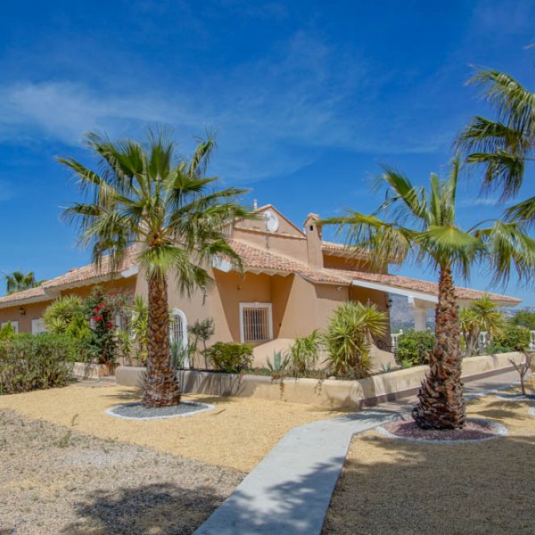 Villa in La Nucia-6