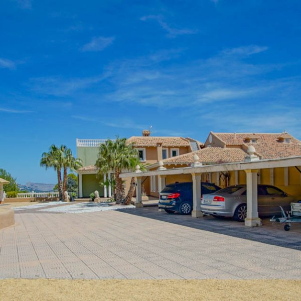 Villa in La Nucia-8