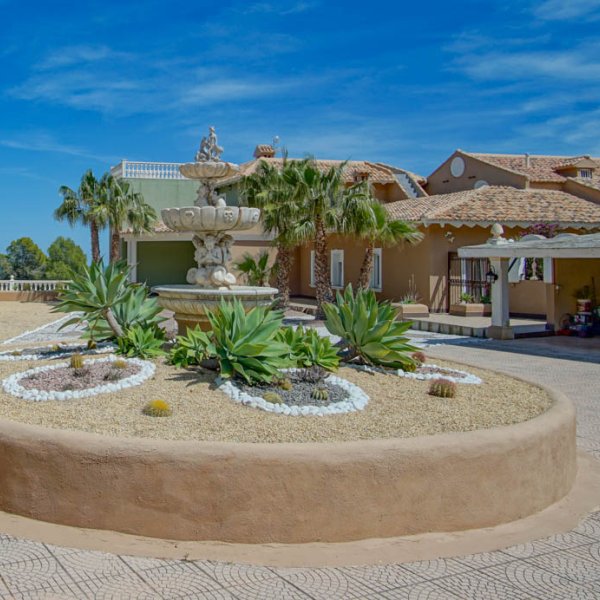 Villa in La Nucia-9
