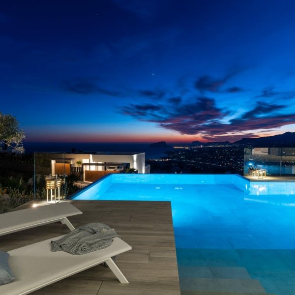 NIEUWBOUW LUXE VILLA IN CUMBRE DEL SOL-27