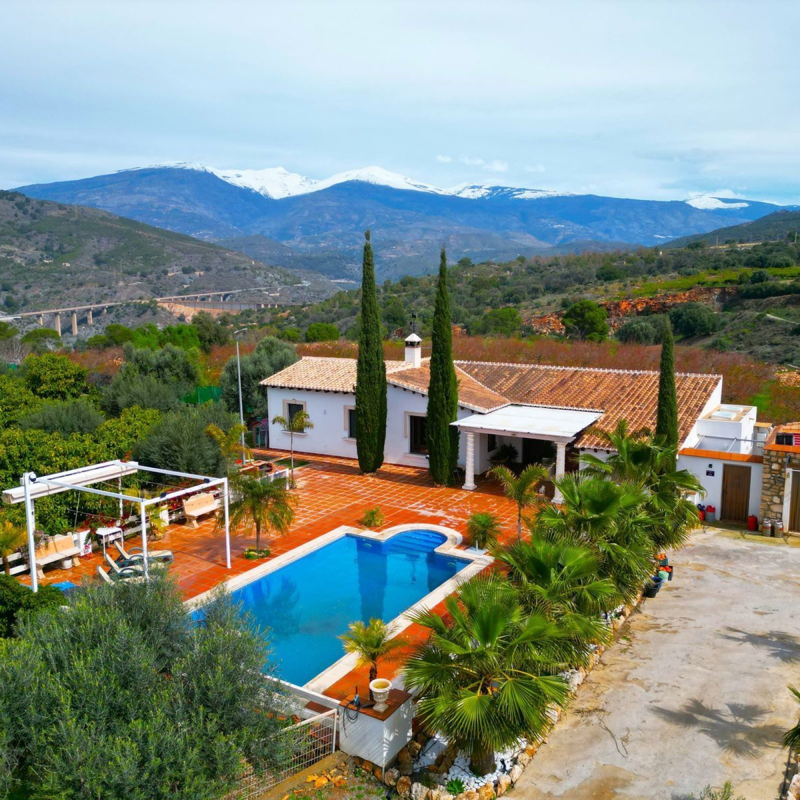 Villa in Vélez de Benaudalla-2
