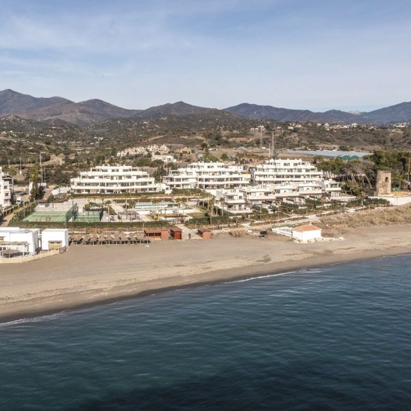 Villa in Estepona (town)-4