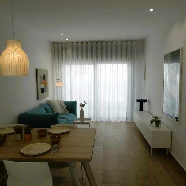 Nieuwbouwnieuwe bungalows met solarium of tuin in Pilar de la Horadada-23