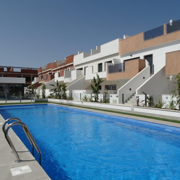Nieuwbouwnieuwe bungalows met solarium of tuin in Pilar de la Horadada-27