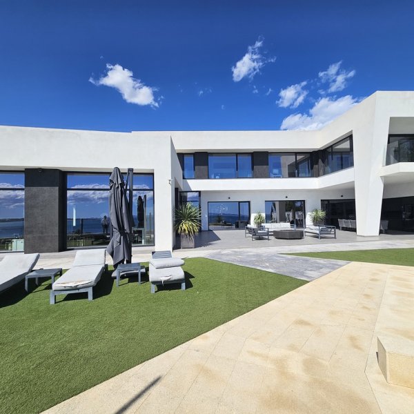 Villa in Cabo Roig-5
