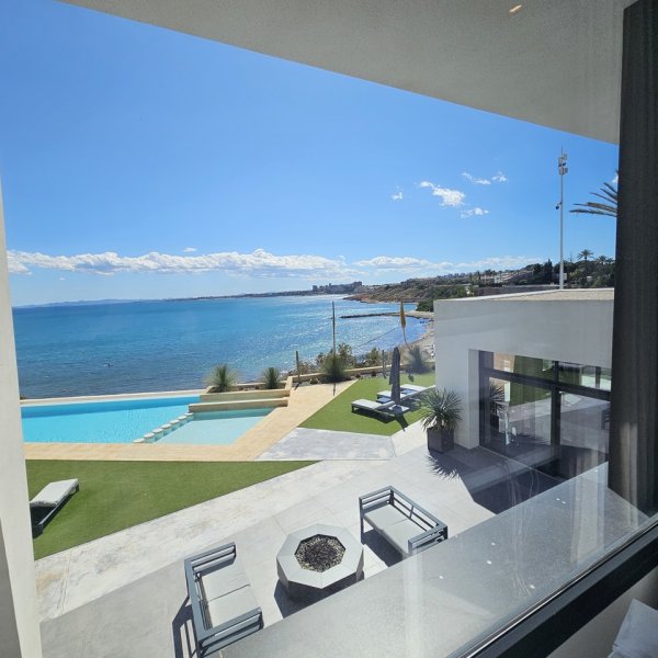 Villa in Cabo Roig-25