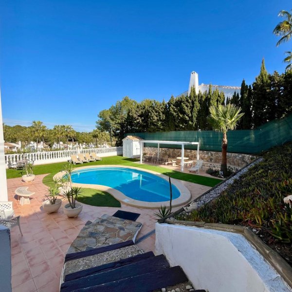 Villa in Villamartin-3
