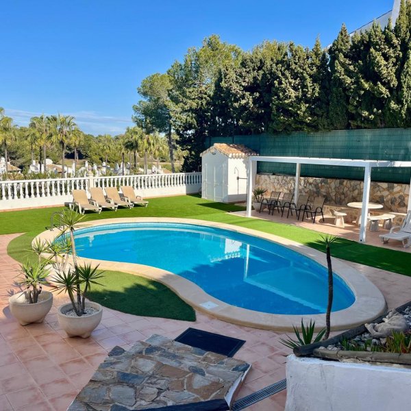 Villa in Villamartin-2