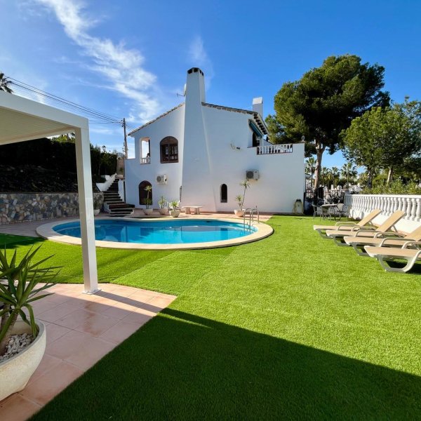 Villa in Villamartin-4