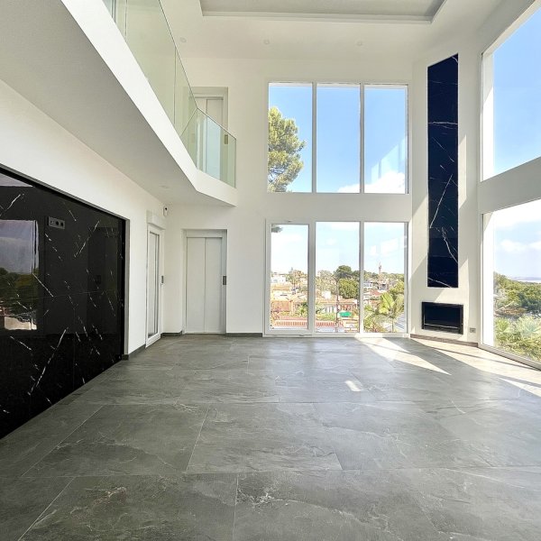 Villa in Los Balcones-4