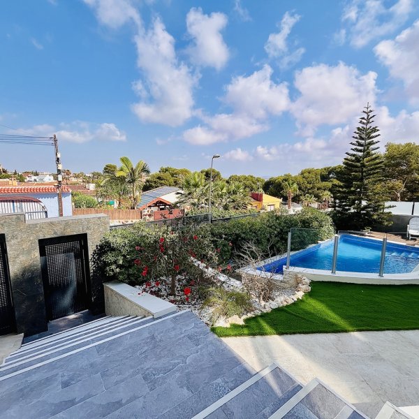 Villa in Los Balcones-27