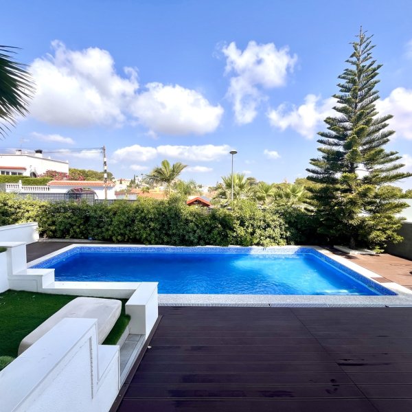Villa in Los Balcones-38