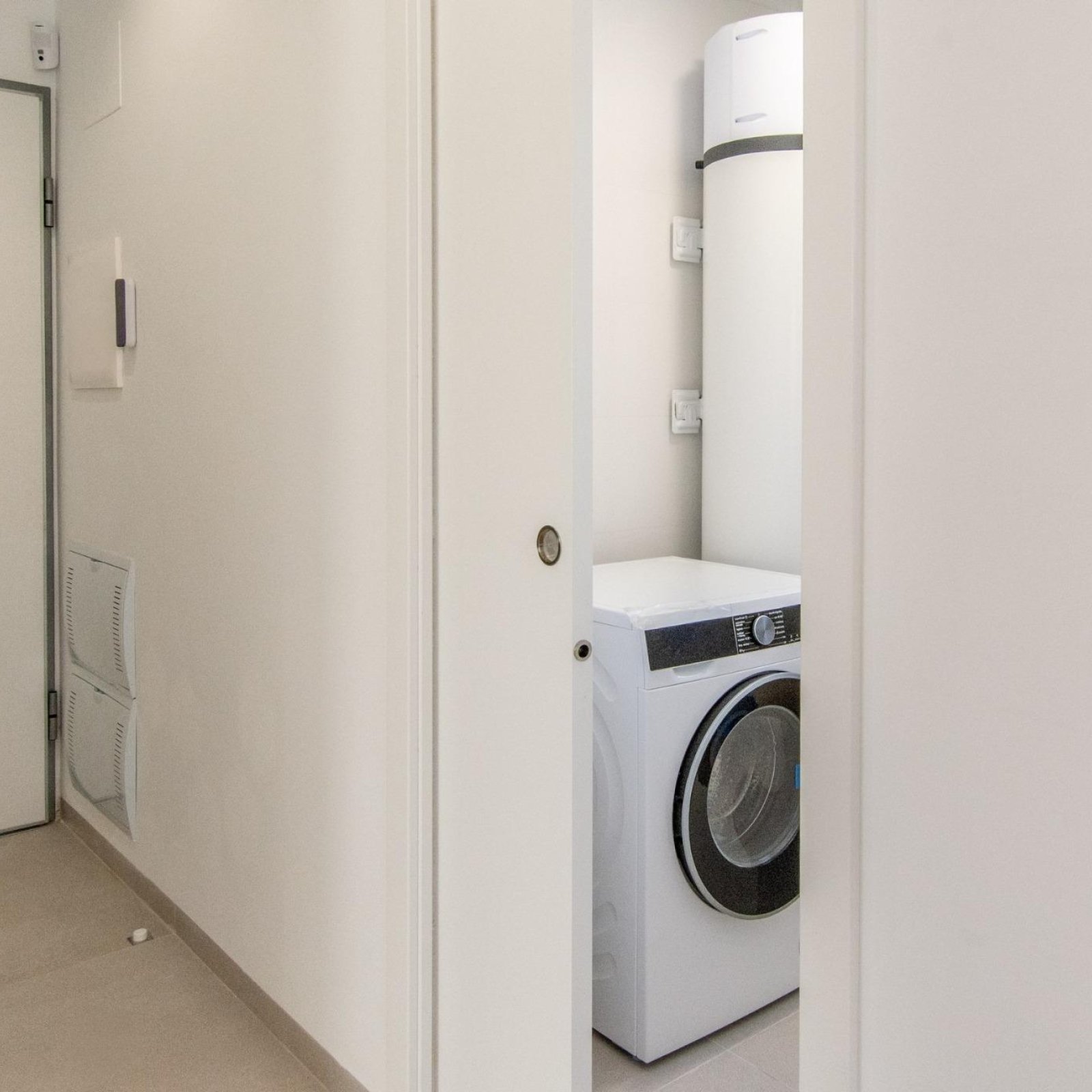 Luxe nieuwbouwappartementen en villa's met panoramisch uitzicht op zee in Finestrat-16