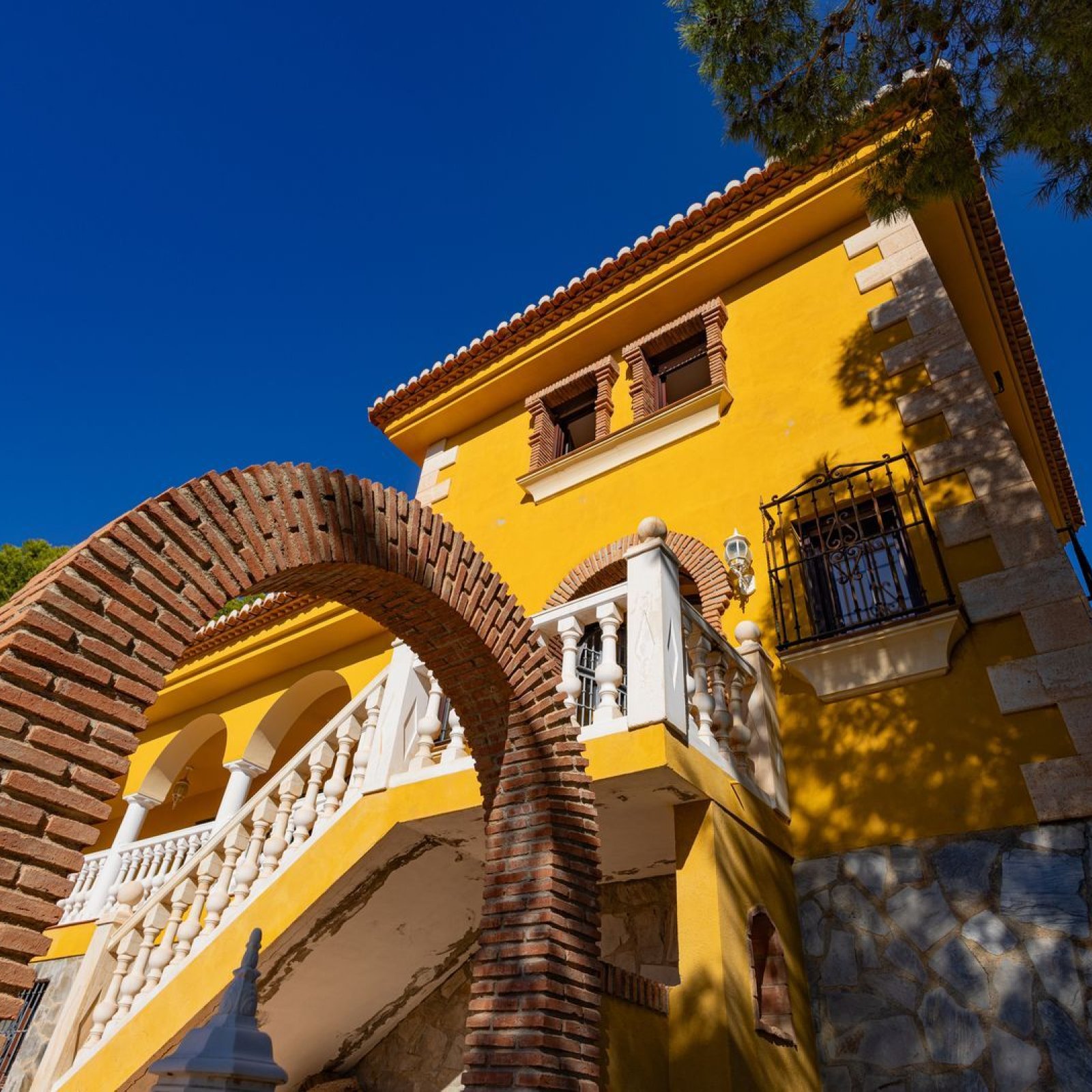 Villa in Vélez de Benaudalla-3