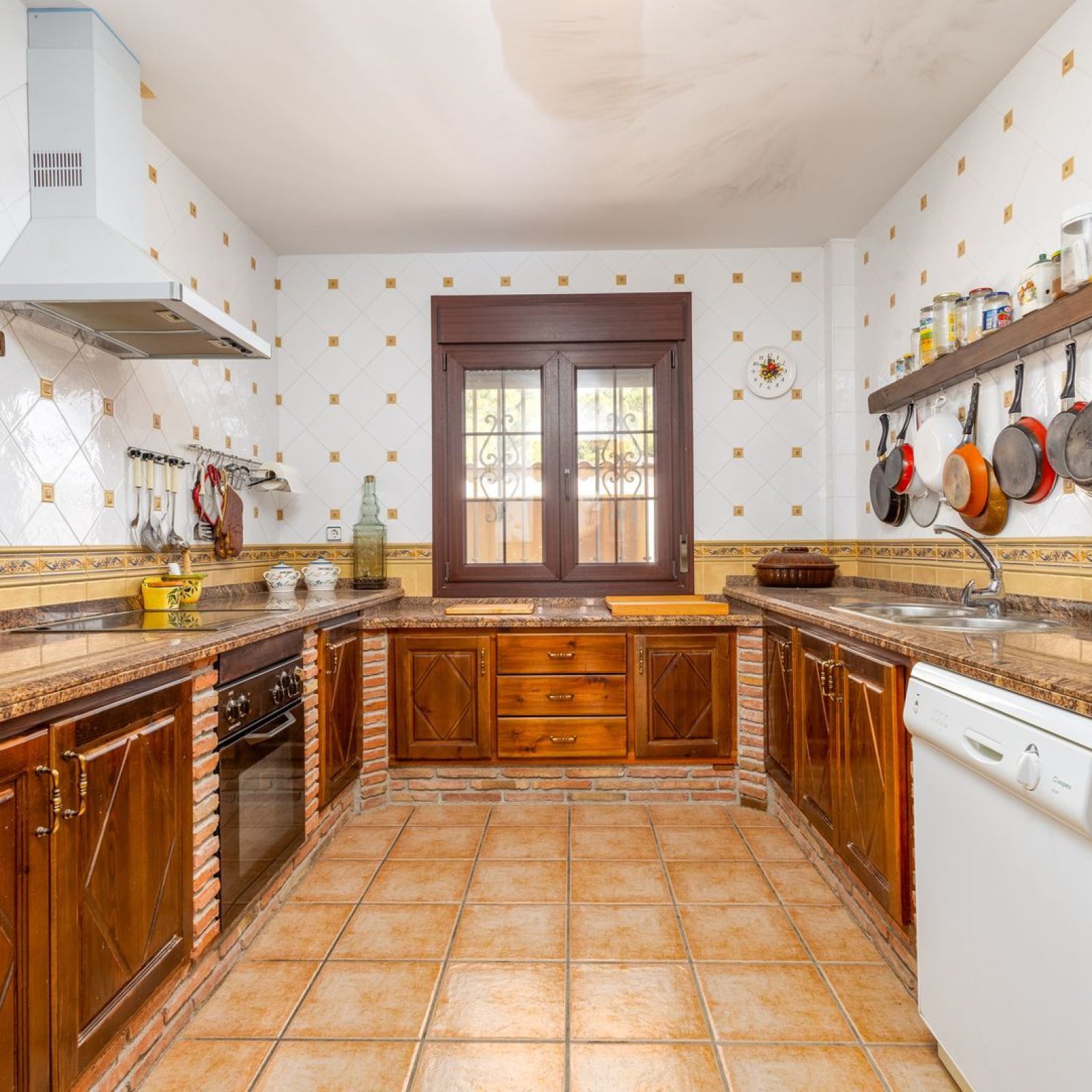 Villa in Vélez de Benaudalla-13
