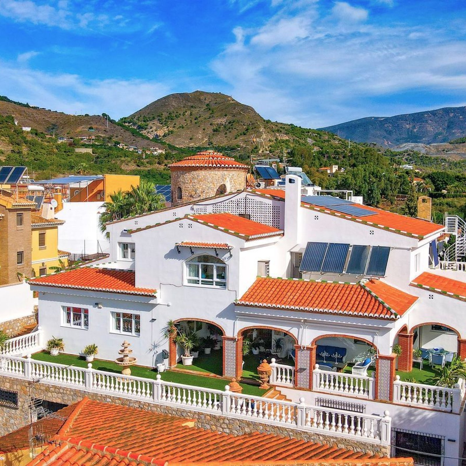 Villa in Motril-2