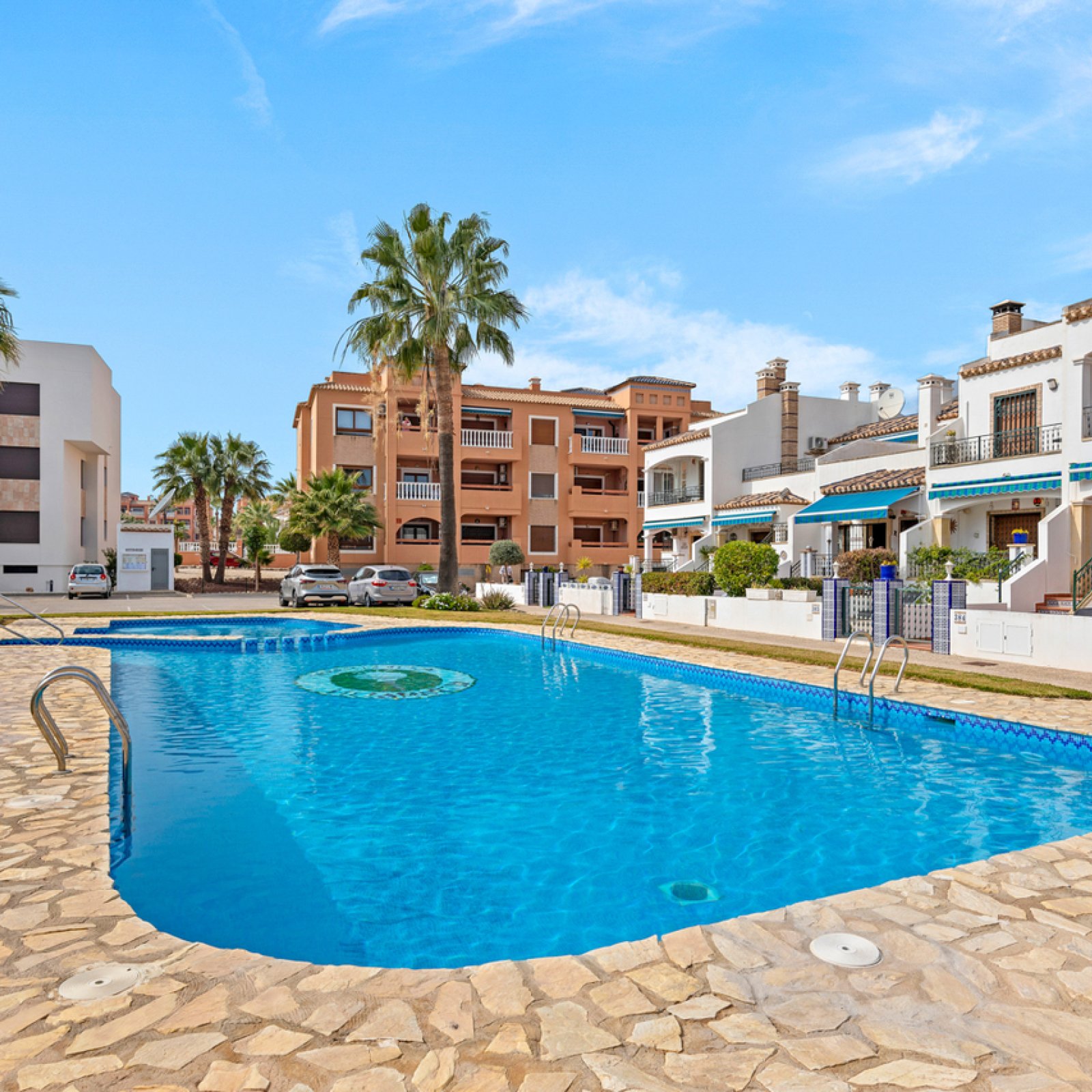 Penthouse in Villamartin-25