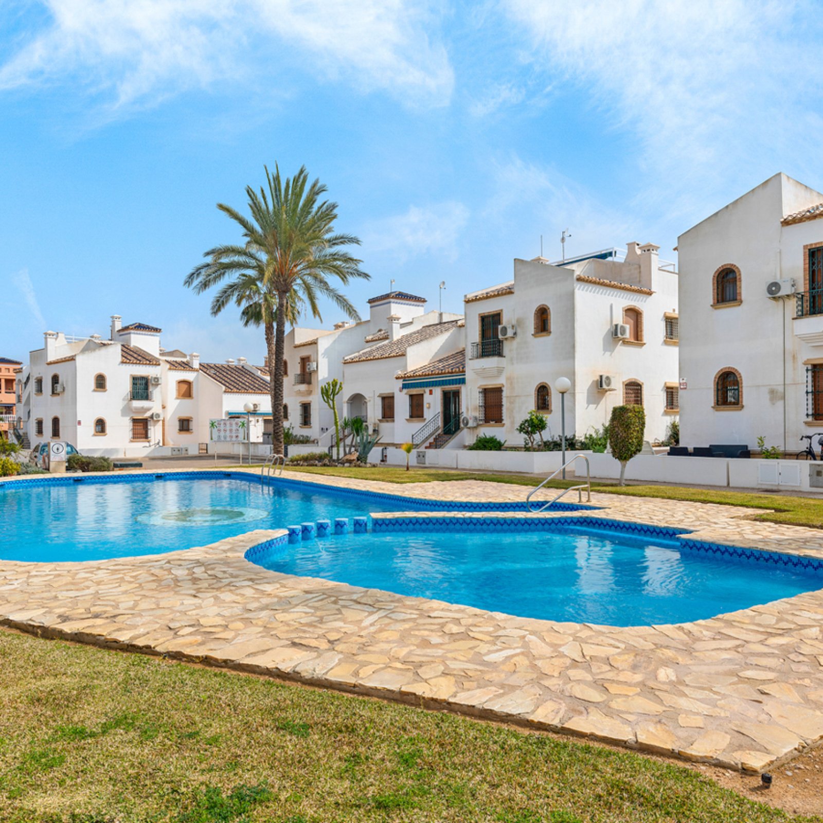 Penthouse in Villamartin-4