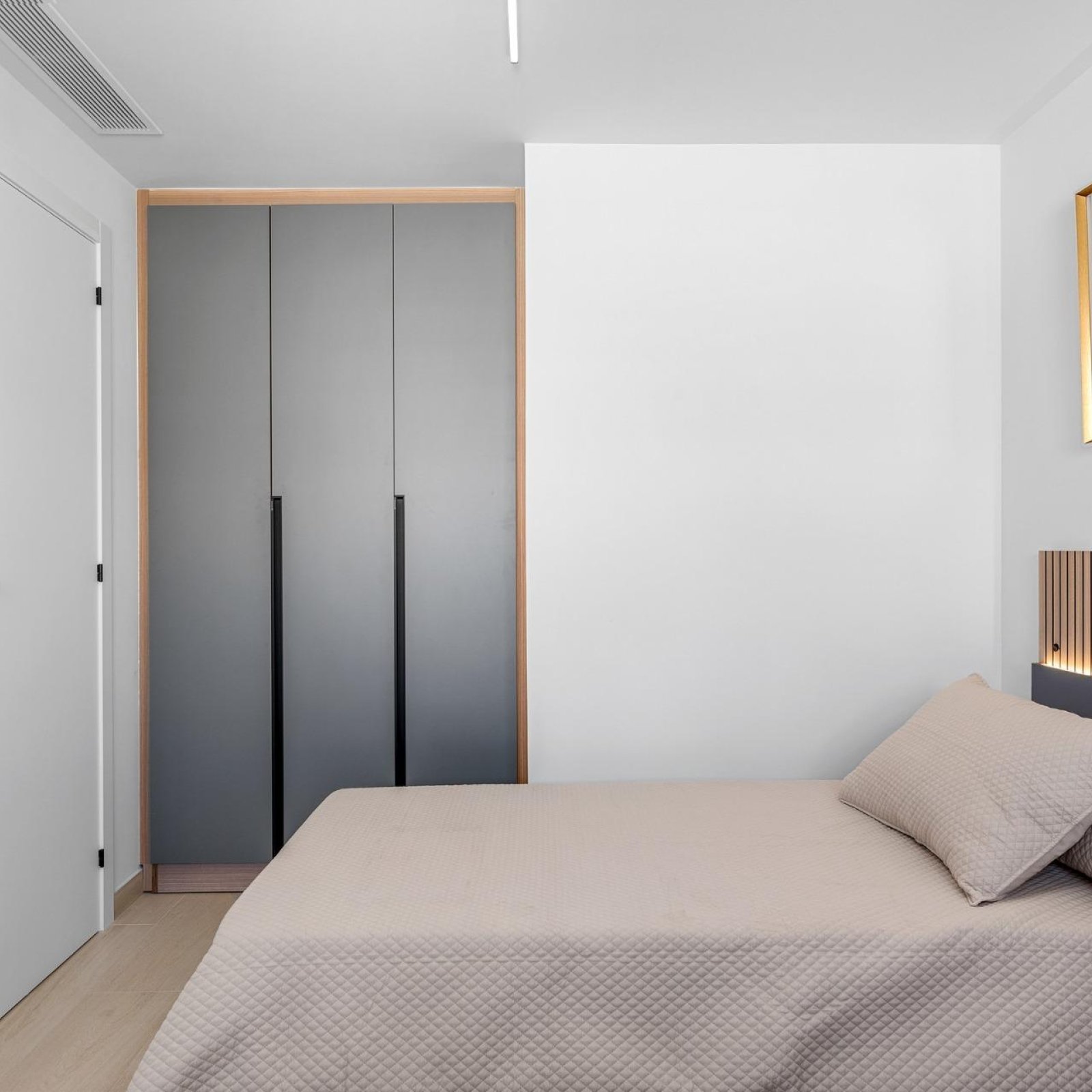 Nieuwbouw appartementen met toeristische vergunning en uitzicht op de lagune in El Raso Guardamar del Segura-30