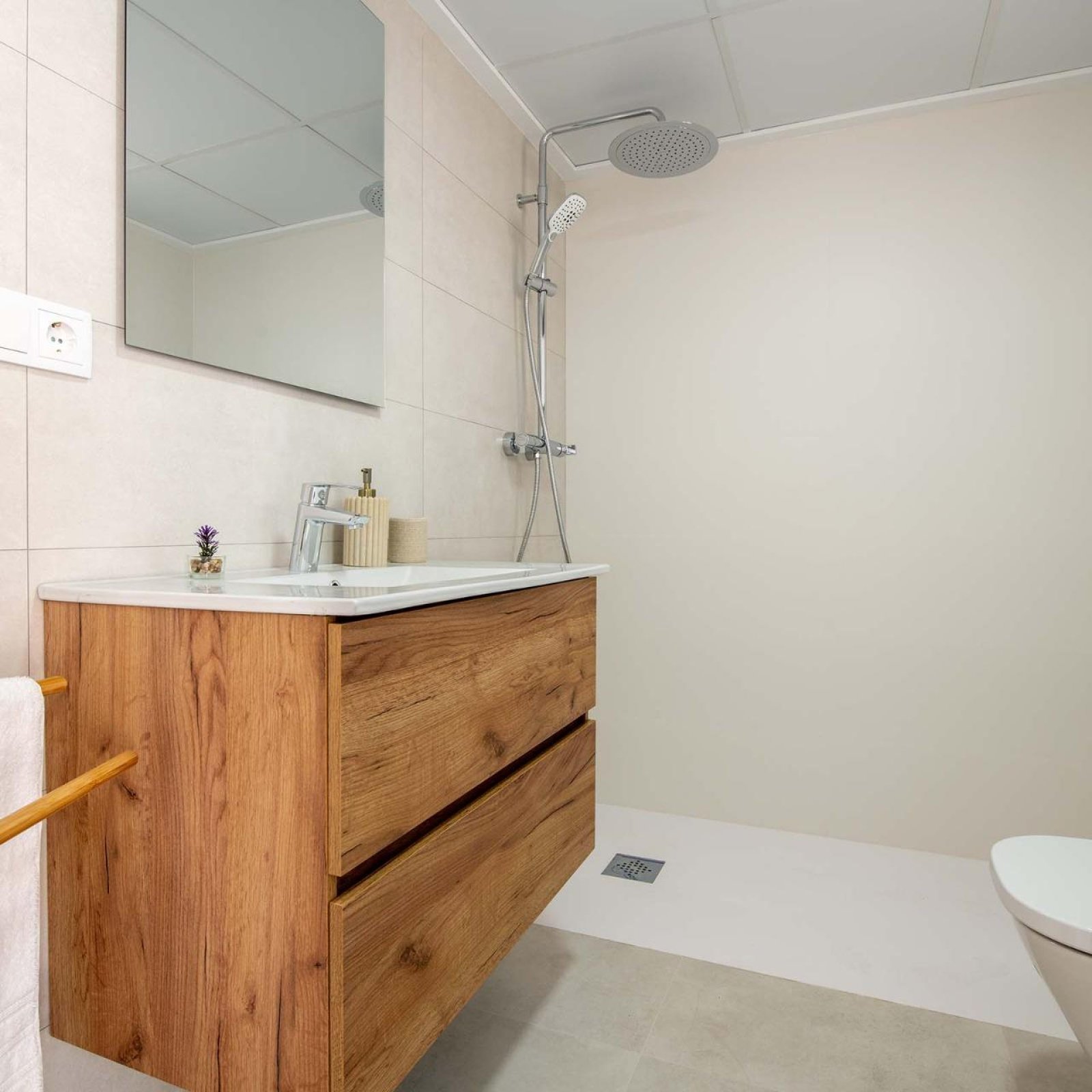 Nieuwe bungalows en herenhuizen in Cox, Alicante-10