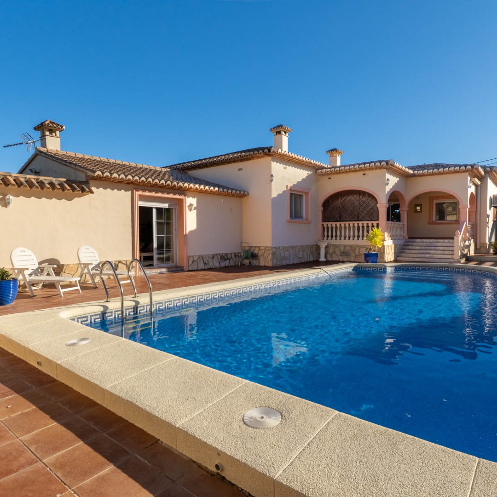 Villa in Jalon-28