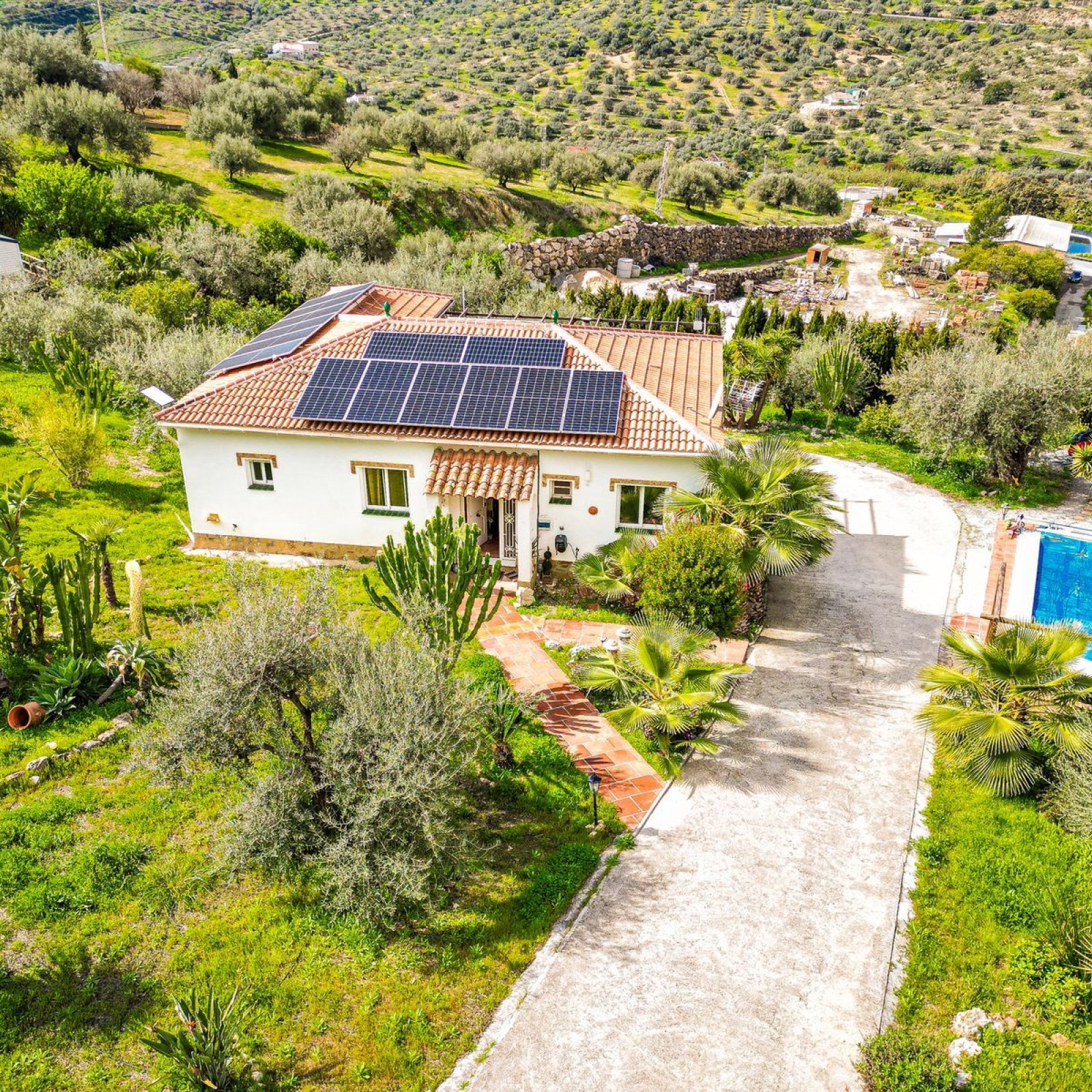 Villa in La Viñuela-2