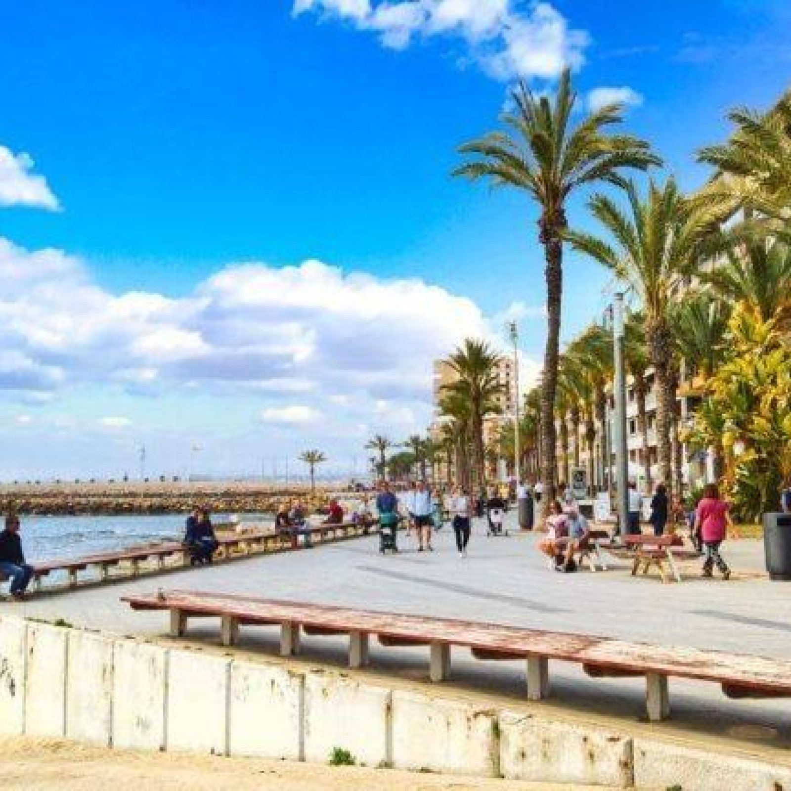 NIEUWBOUW APPARTEMENTEN EN PENTHOUSES NABIJ HET STRAND IN TORREVIEJA-7