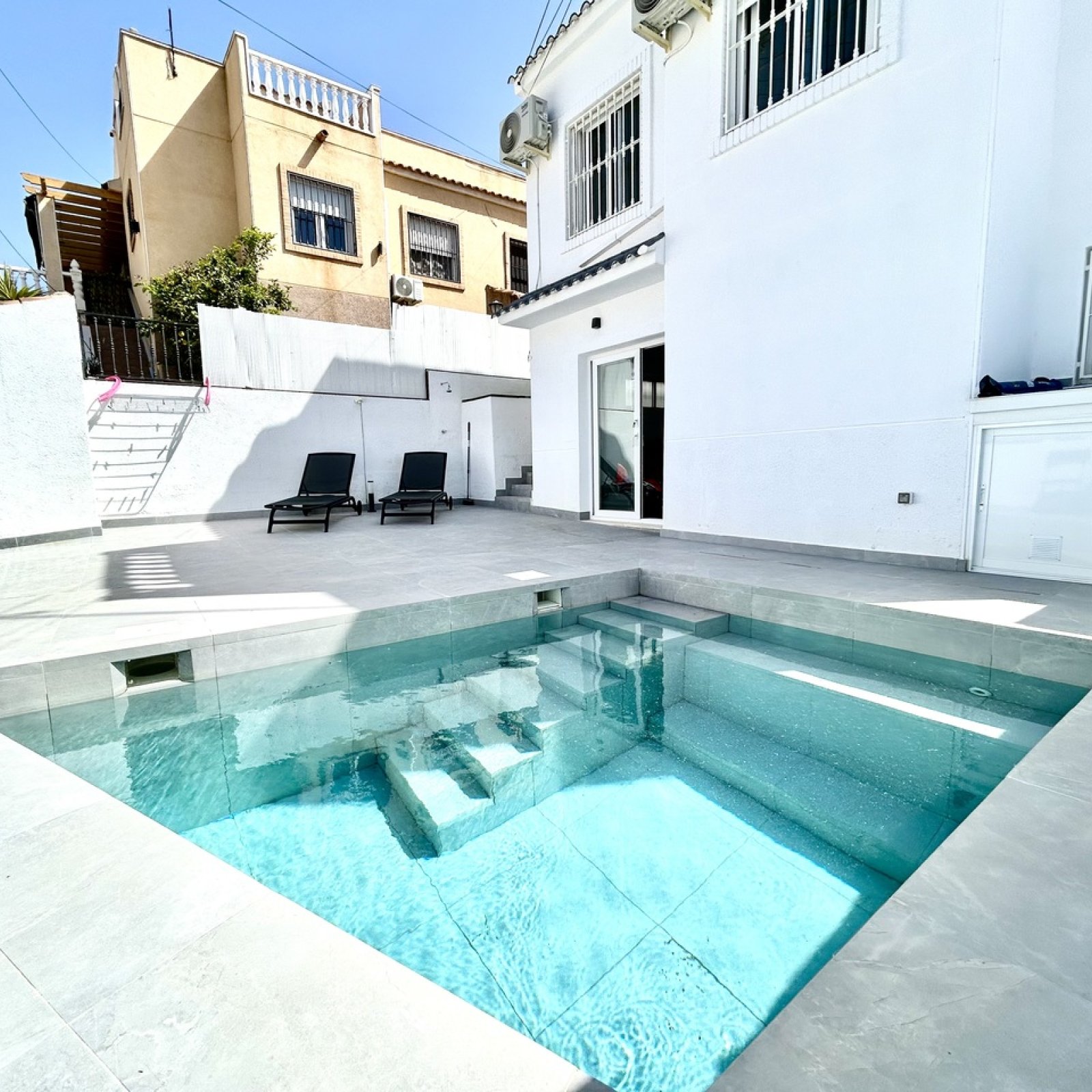 Villa in Villamartin-28