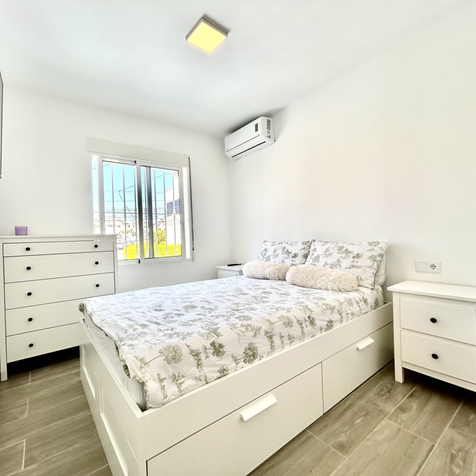 Villa in Villamartin-9