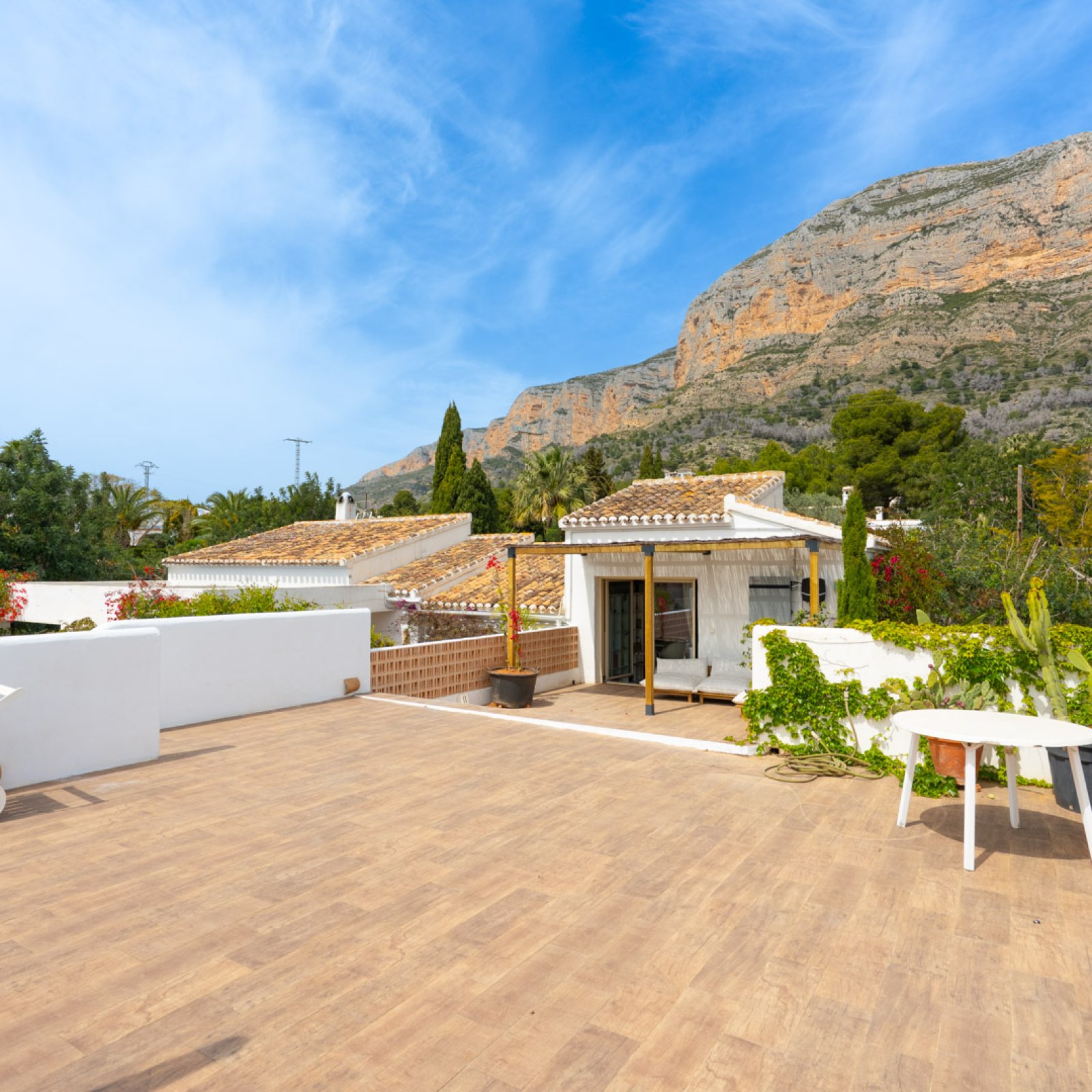 Villa in -24