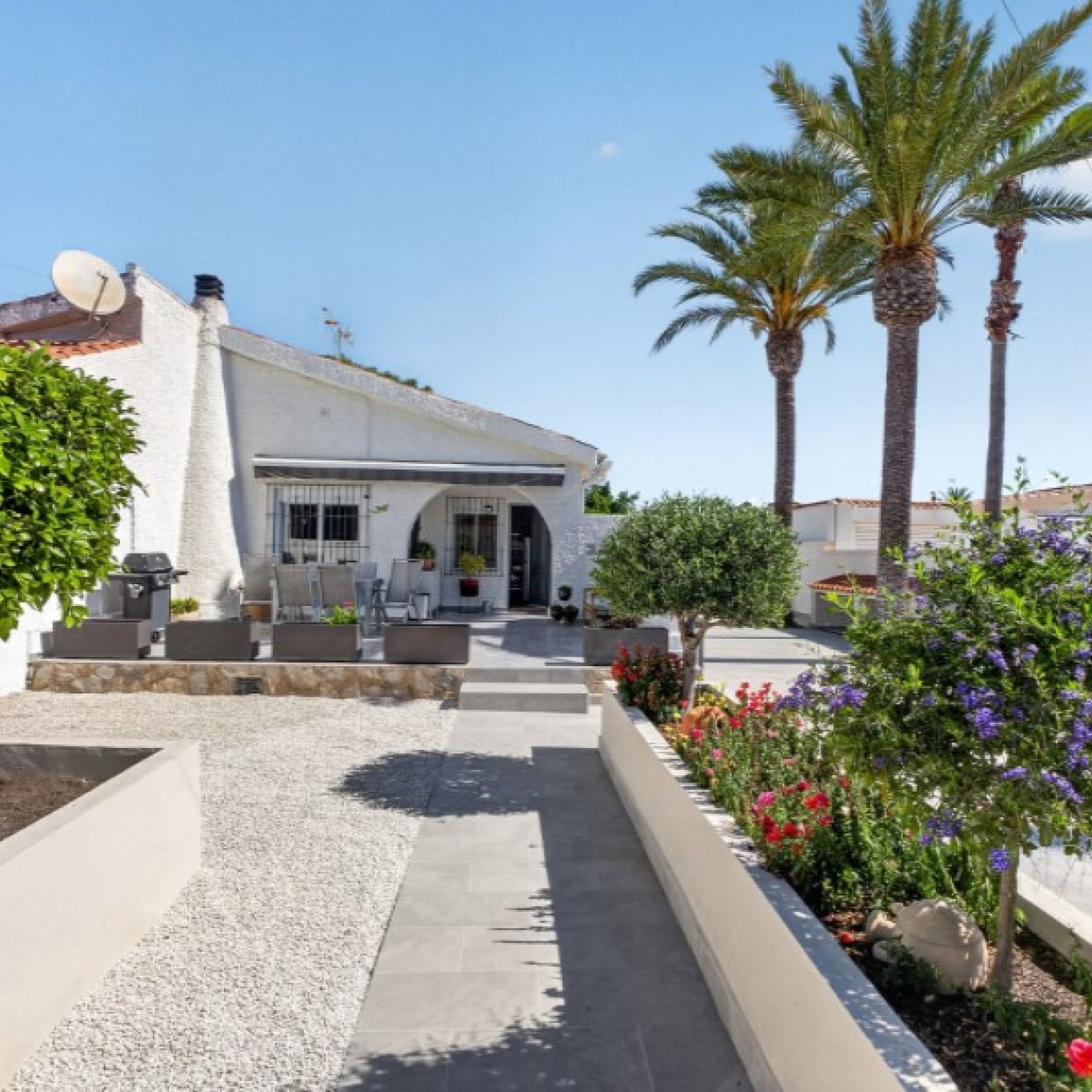 Villa in Torrevieja-2