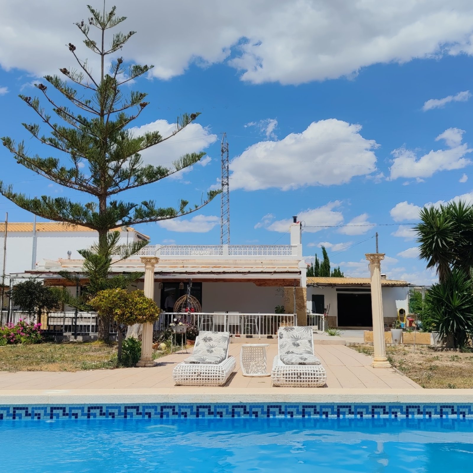 Villa in Los Montesinos-1