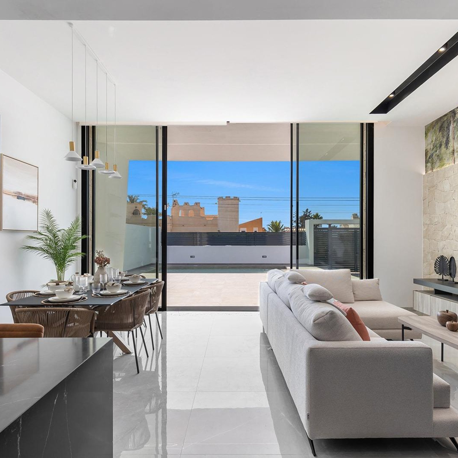 Nieuwbouw gelijkvloerse villa's met privé zwembad in Torrevieja-30