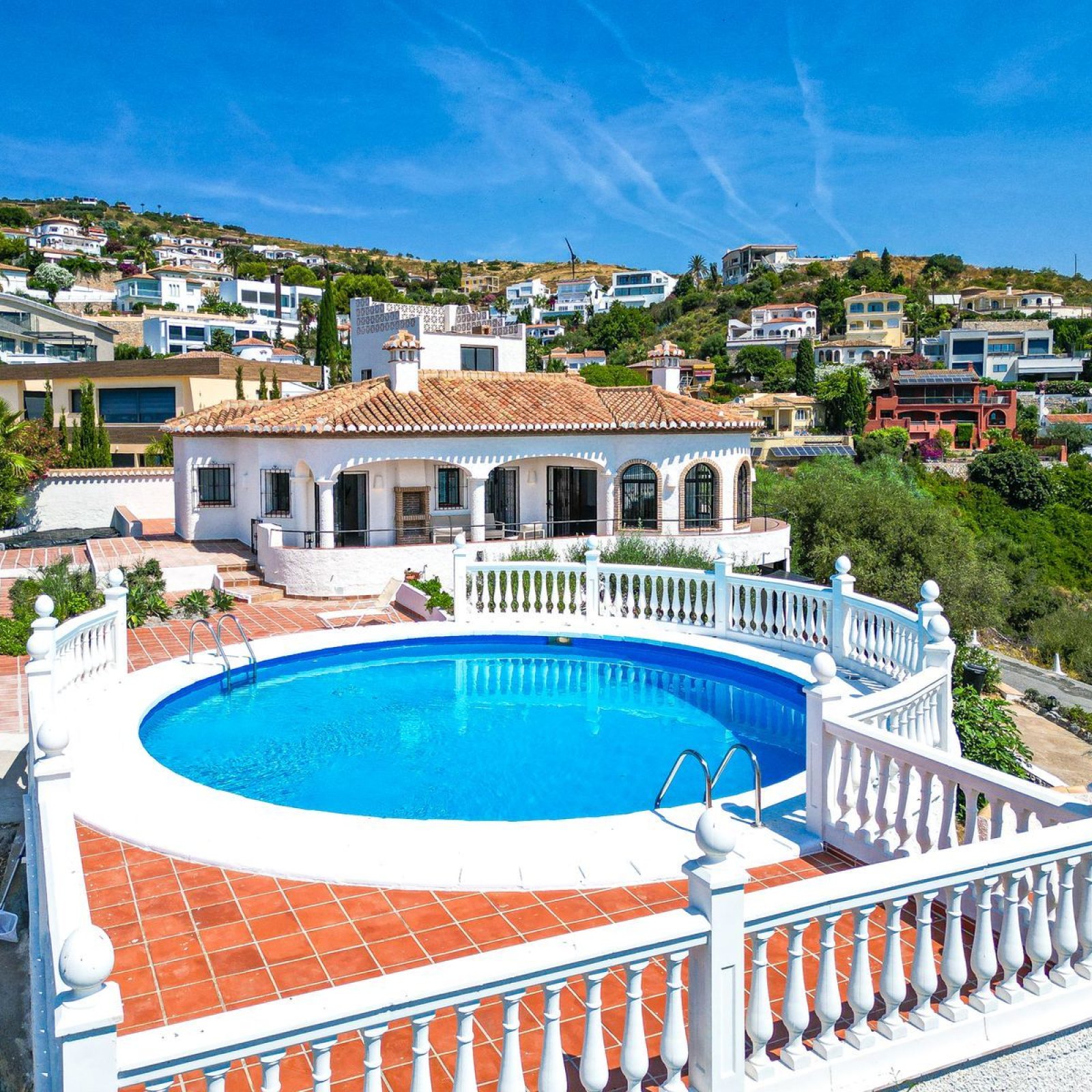 Villa in Salobreña-2