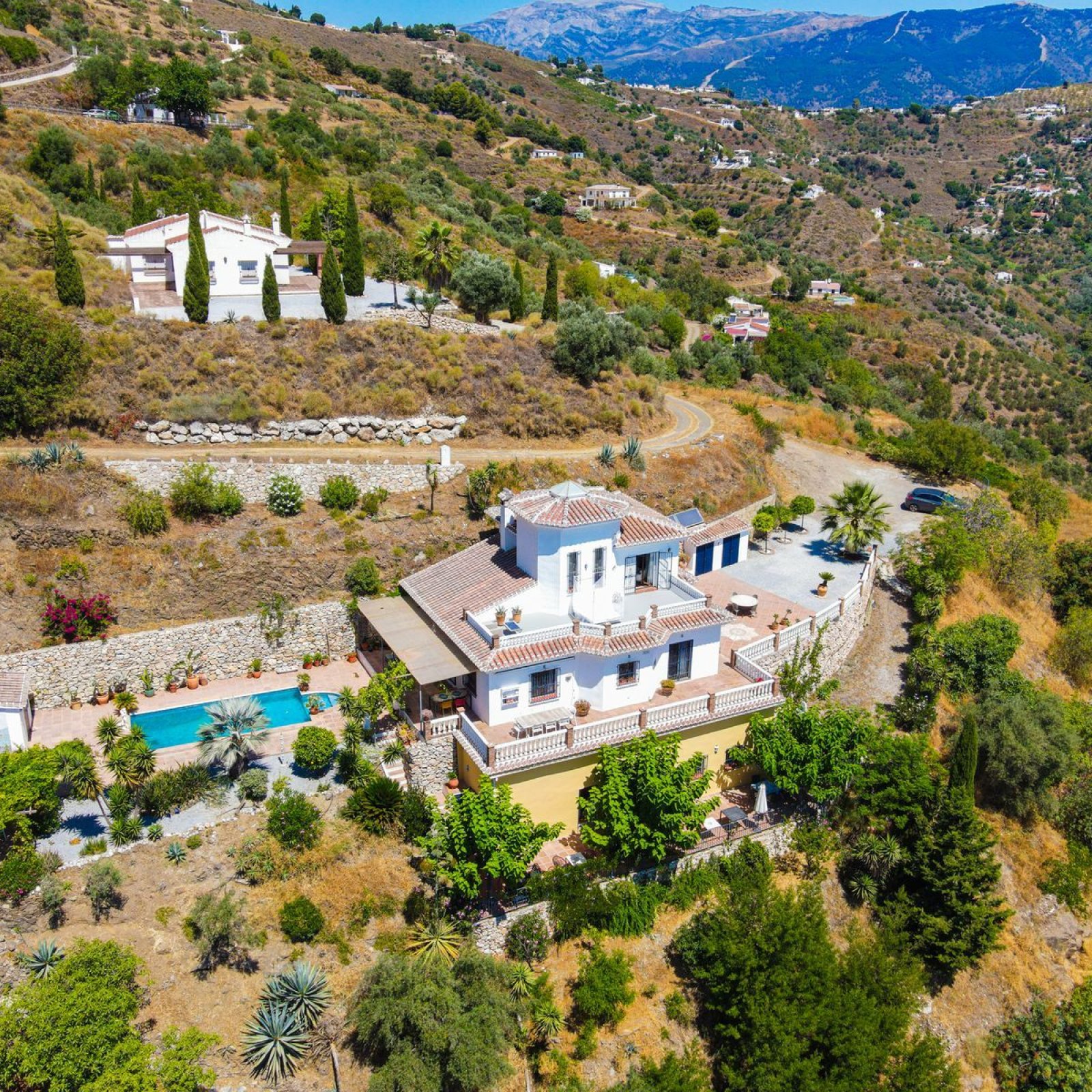Villa in Cómpeta-2