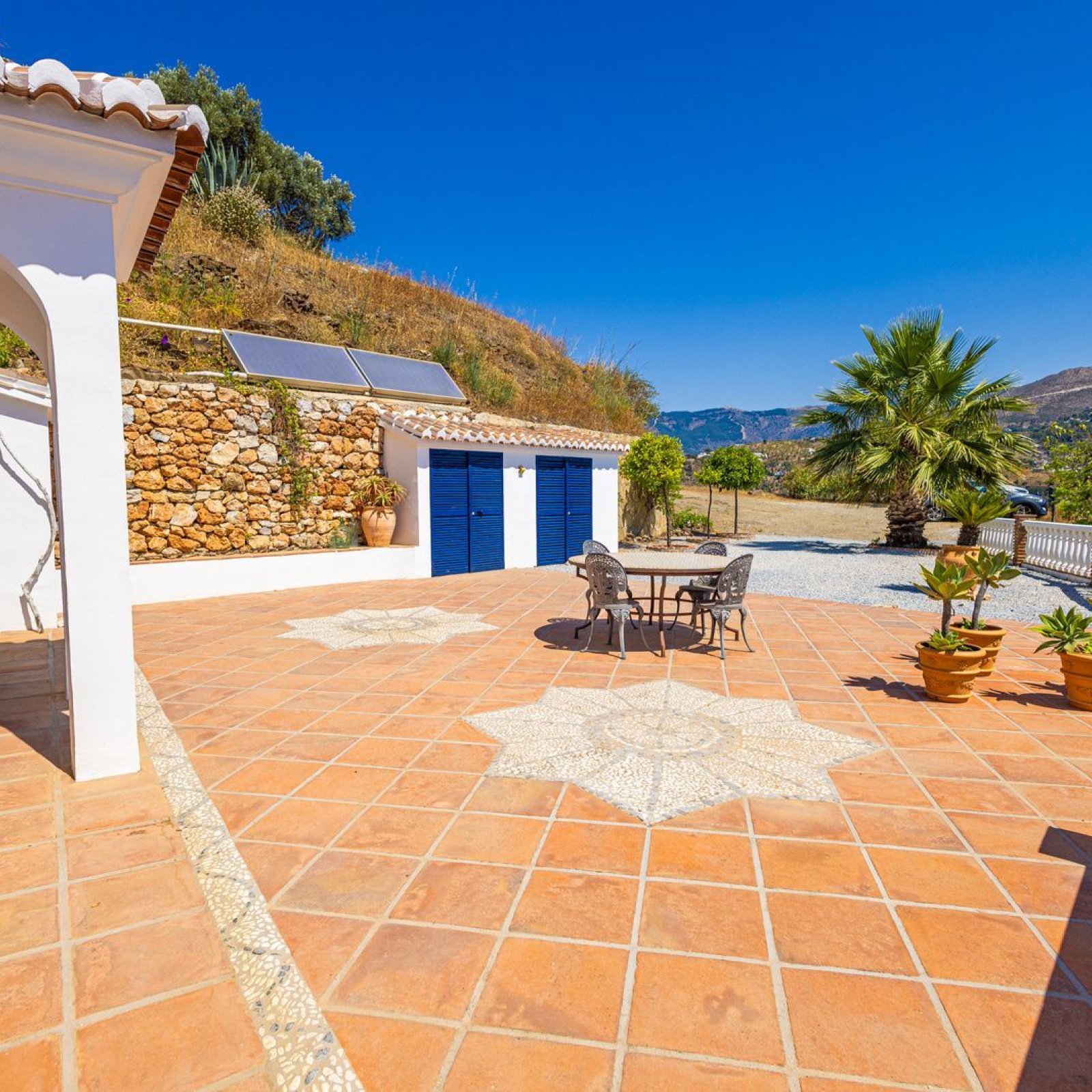 Villa in Cómpeta-9