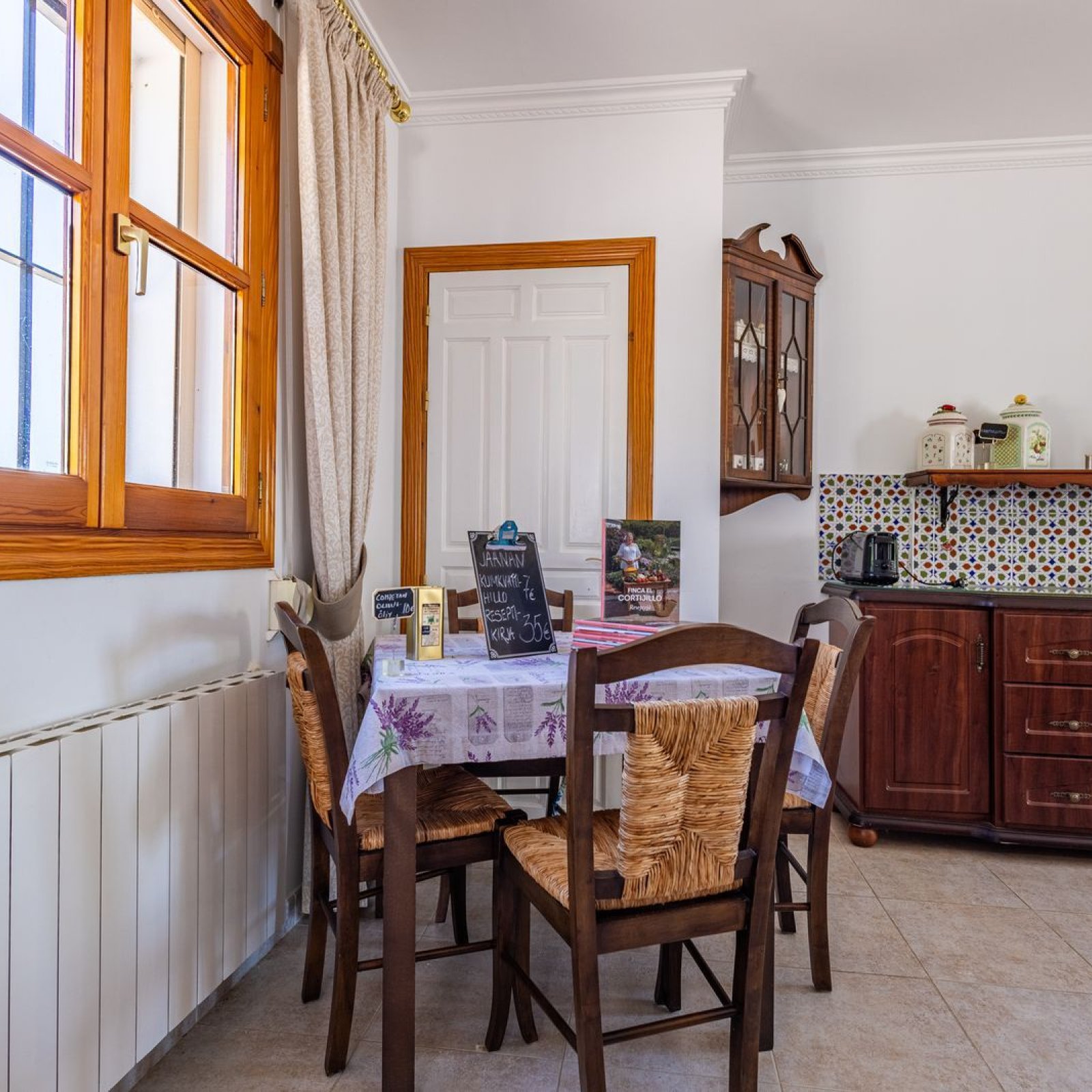 Villa in Canillas de Albaida-29