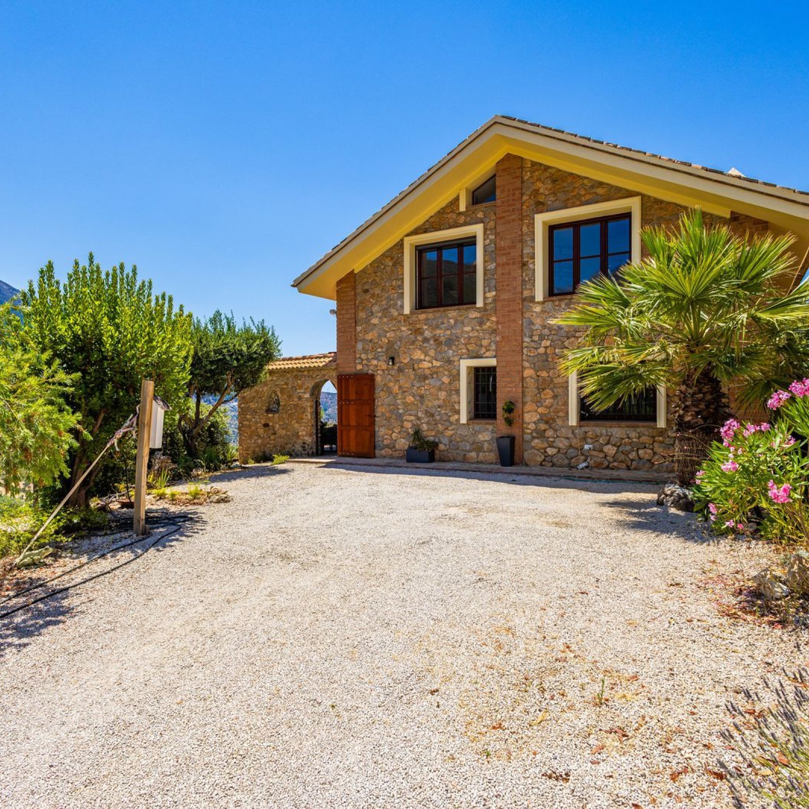 Villa in Alcaucín-14