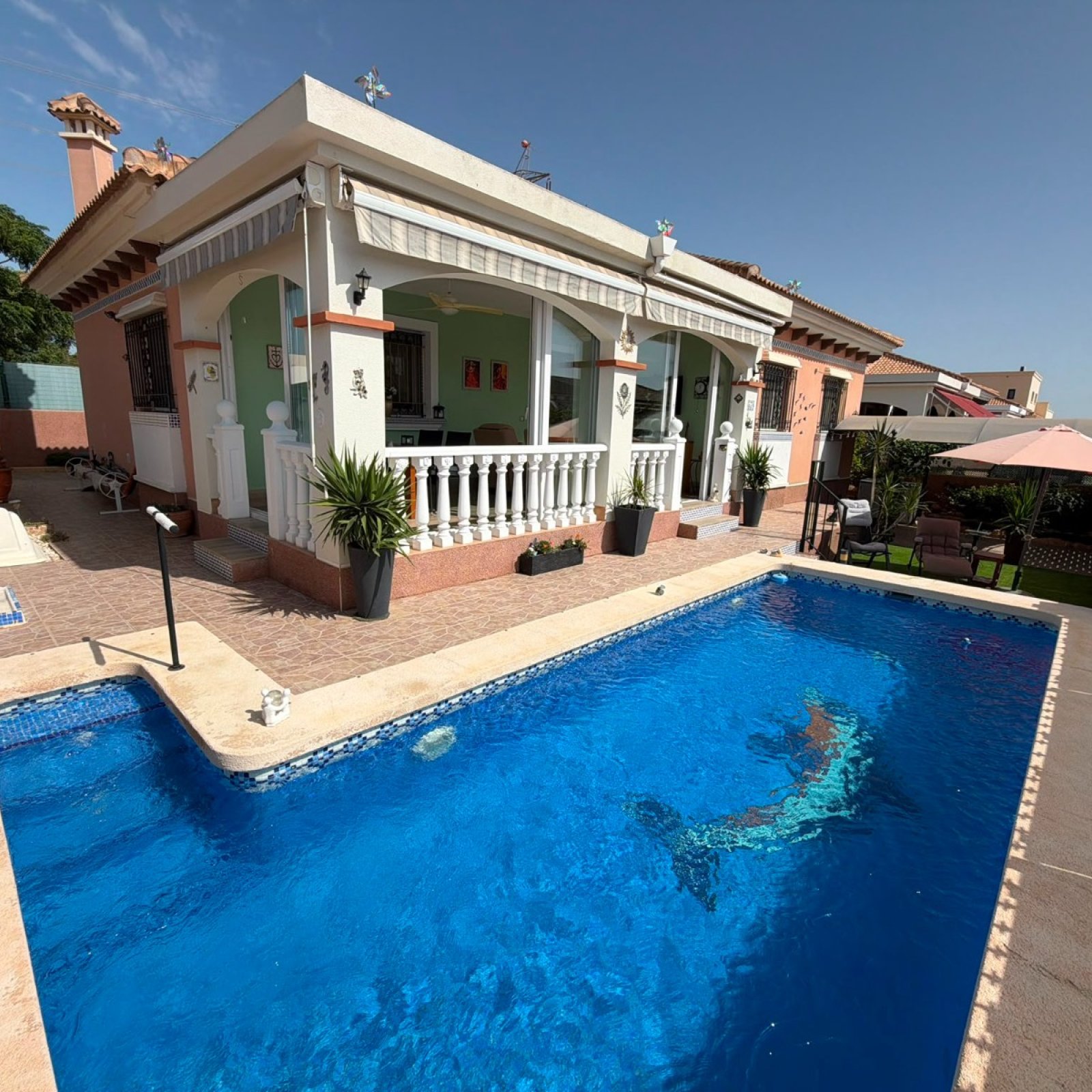 Villa in Los Montesinos-1