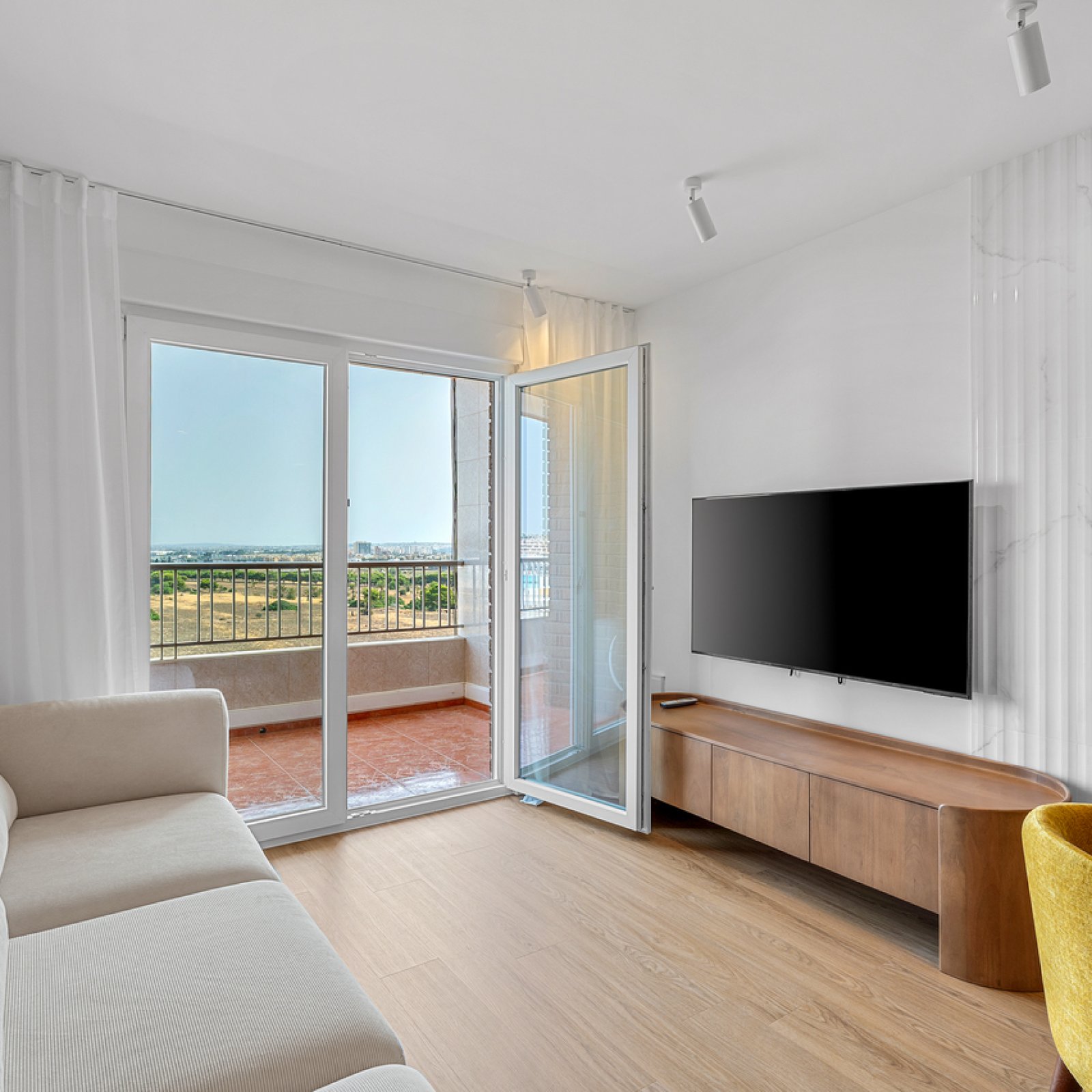 Penthouse in Punta Prima-1
