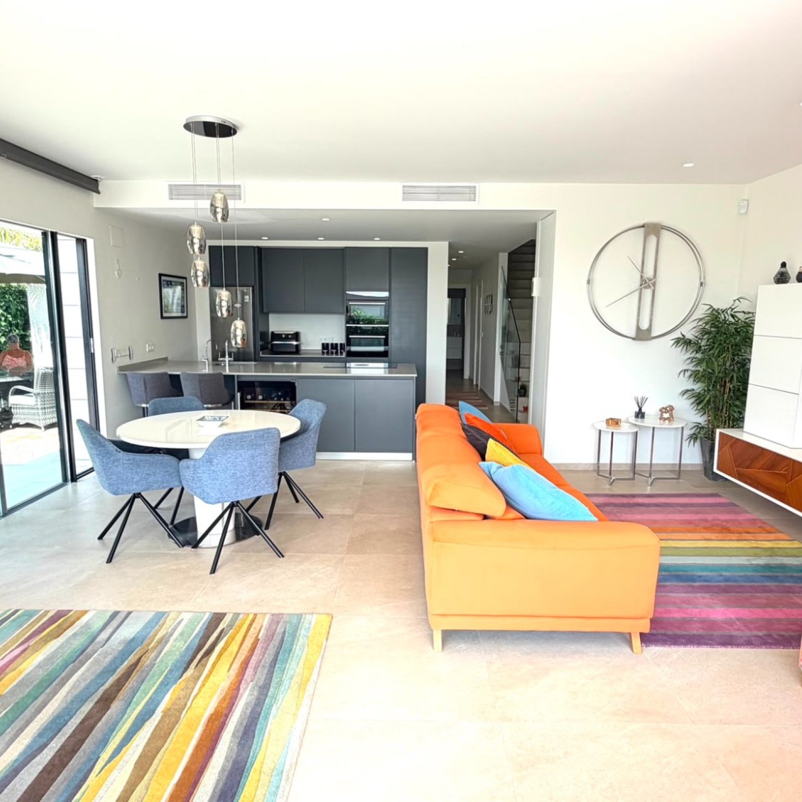 Villa in Los Montesinos-9