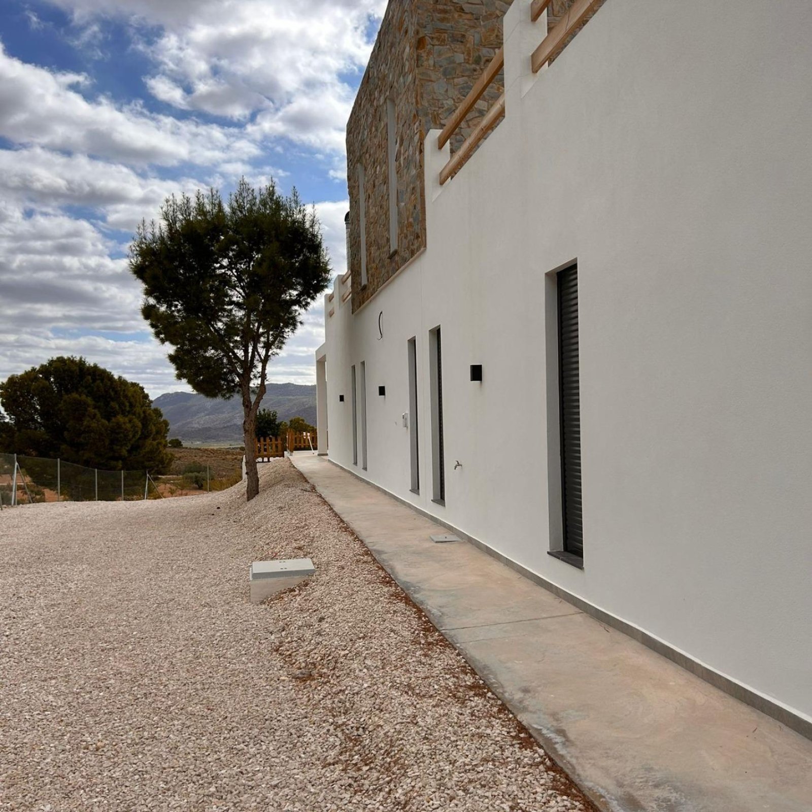 Op maat gebouwde nieuwe villa’s in Pinoso (Alicante): ruime woningen in een natuurlijke omgeving-27
