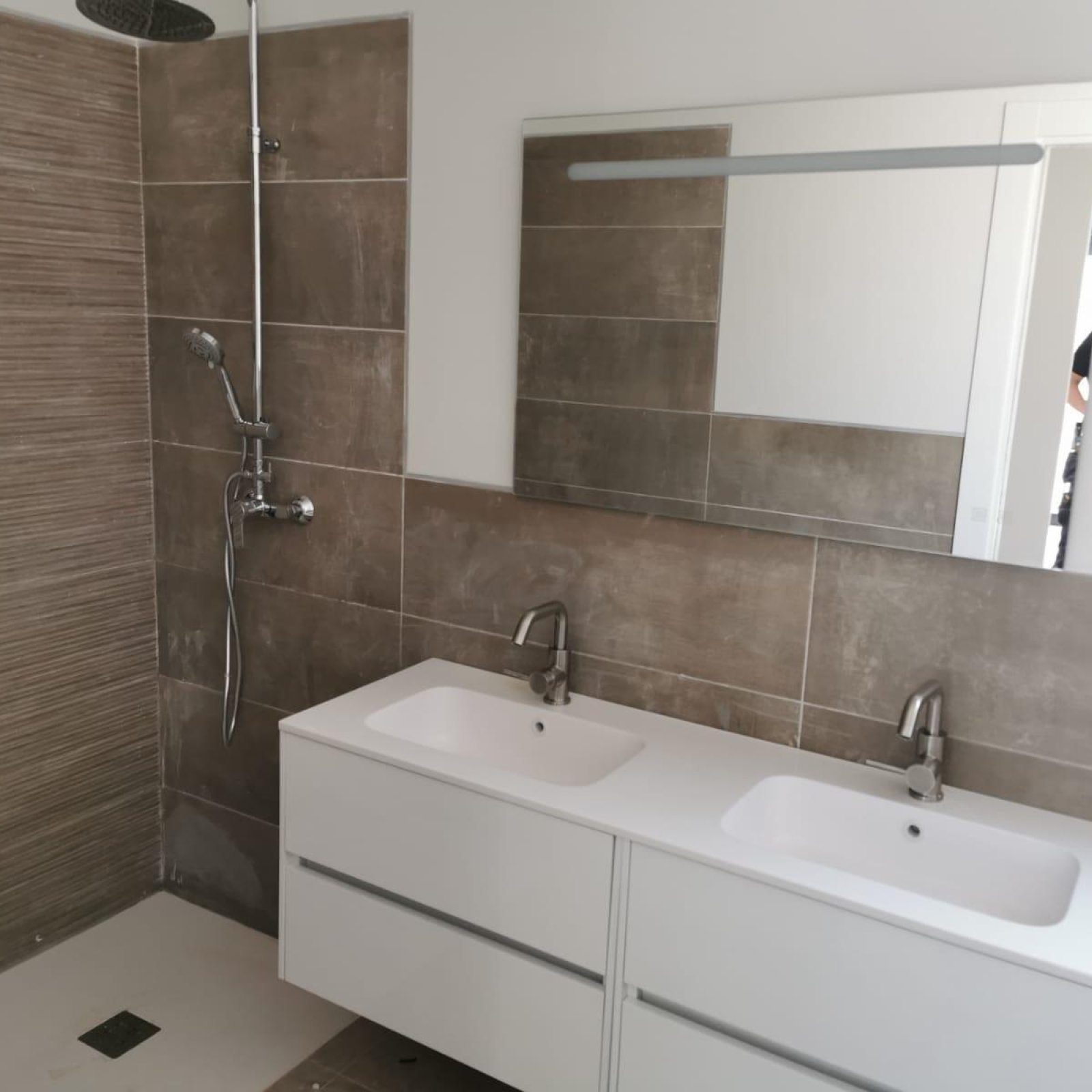 Op maat gebouwde nieuwe villa’s in Pinoso (Alicante): ruime woningen in een natuurlijke omgeving-22