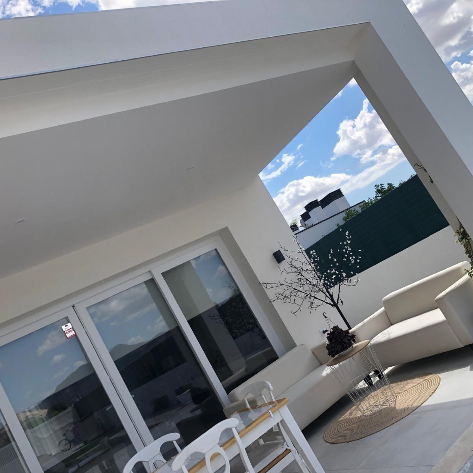 Op maat gebouwde nieuwe villa’s in Pinoso (Alicante): ruime woningen in een natuurlijke omgeving-24
