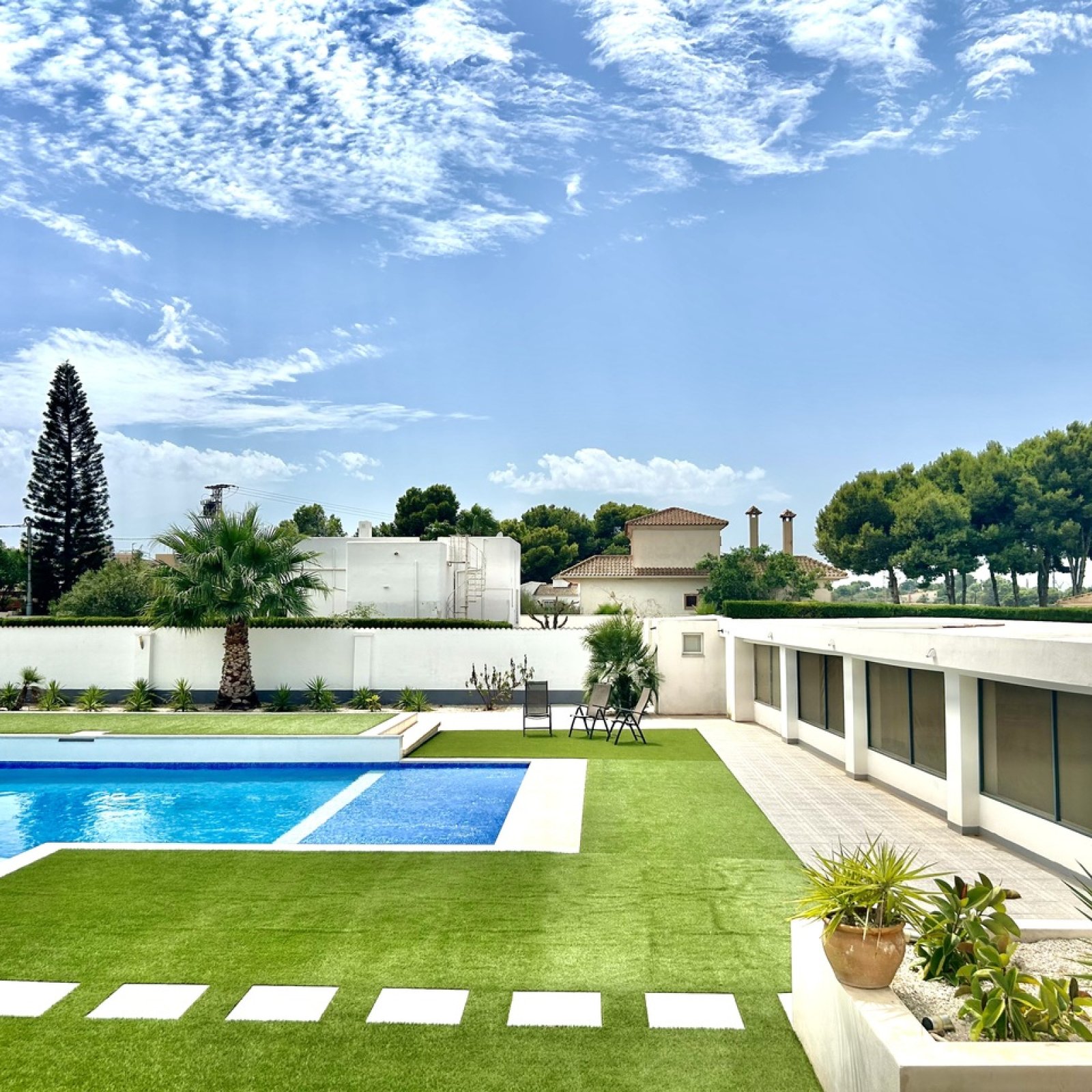 Villa in Los Montesinos-8