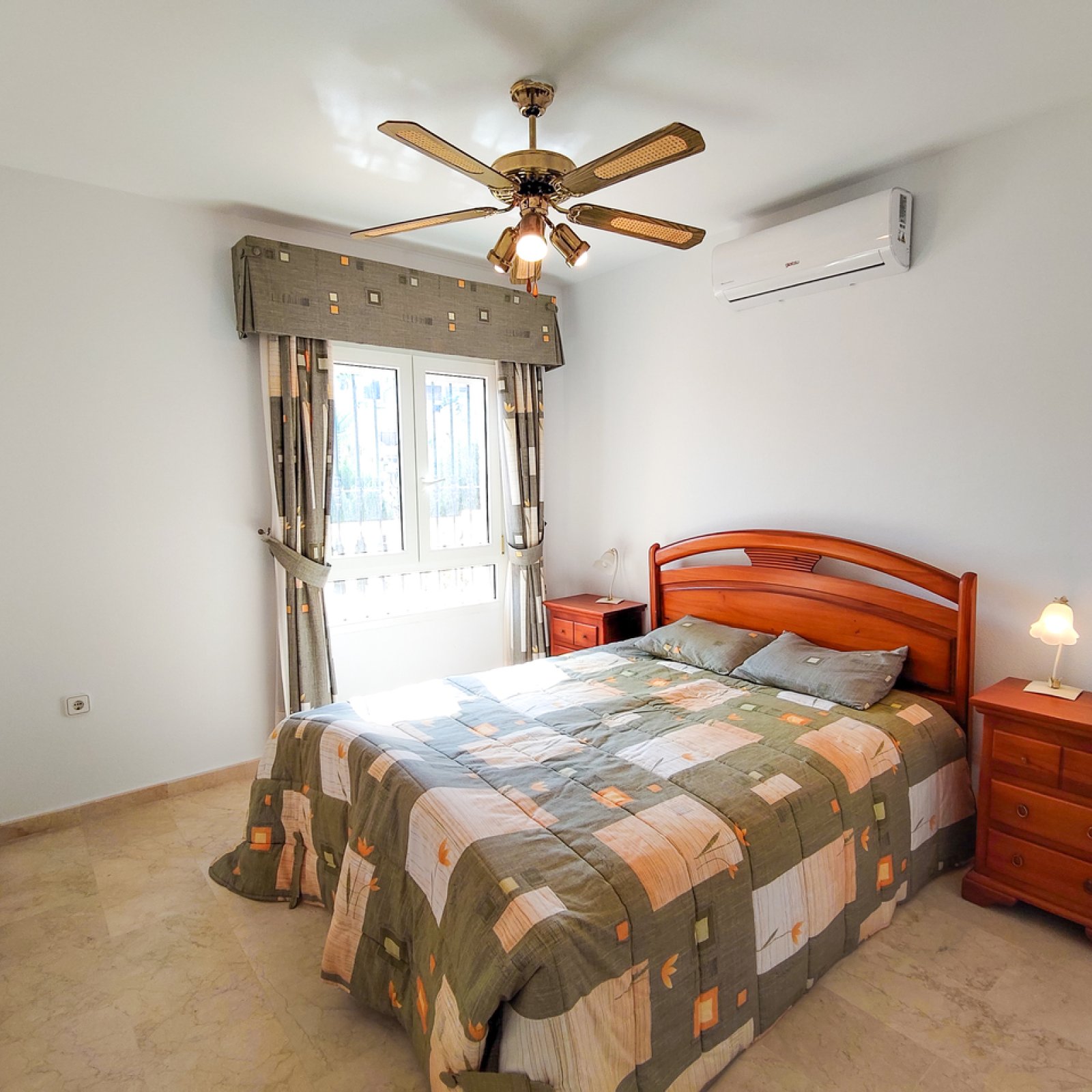 Villa in Villamartin-19