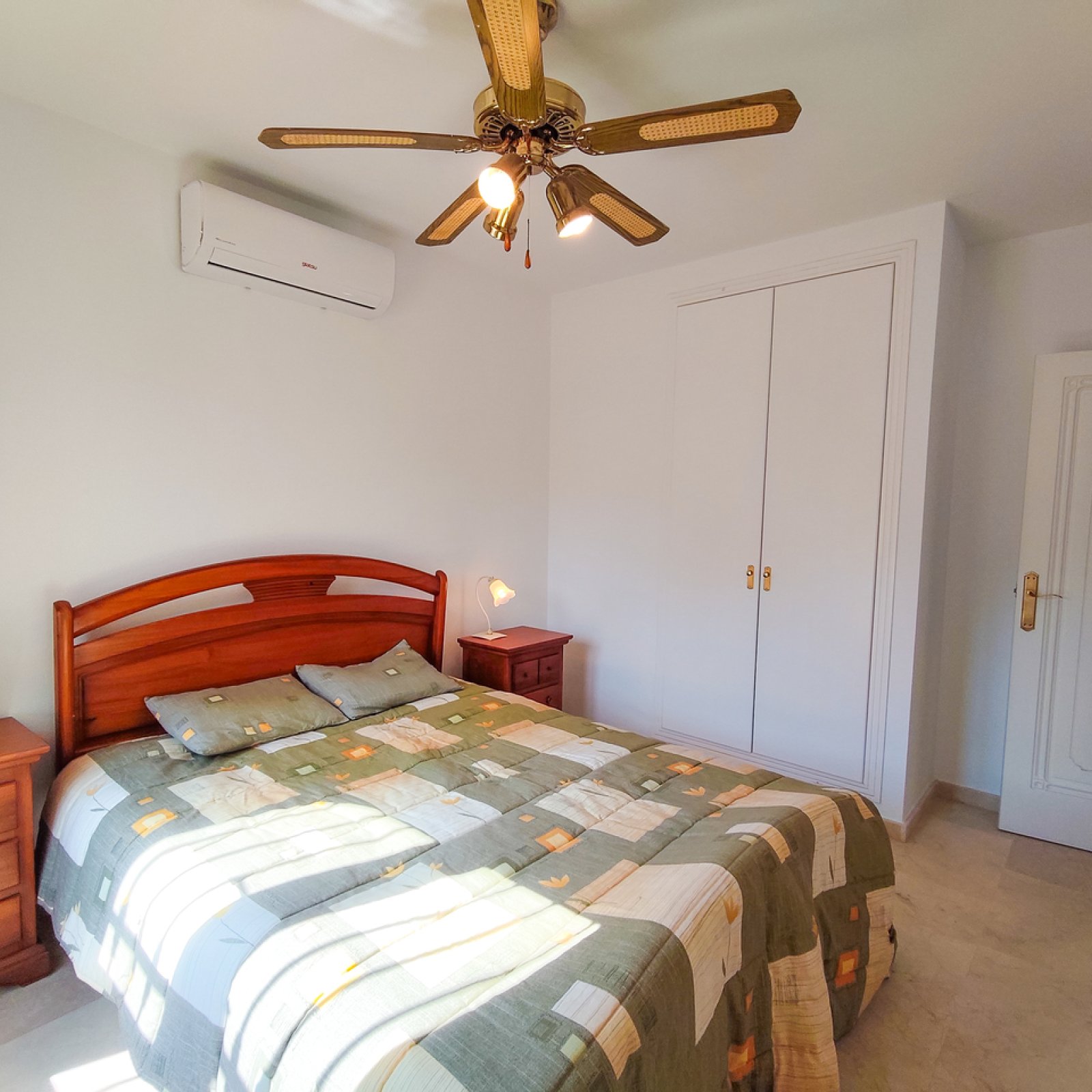 Villa in Villamartin-20