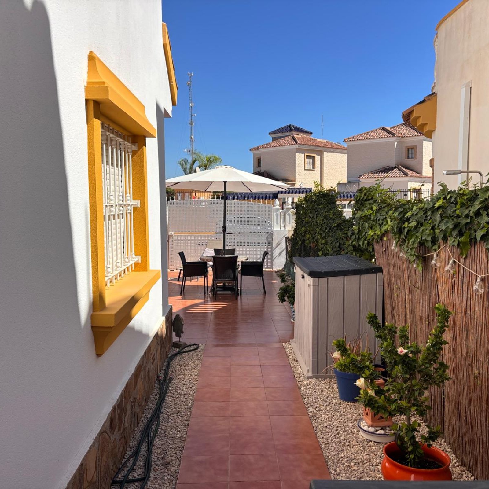 Villa in Guardamar del Segura-9